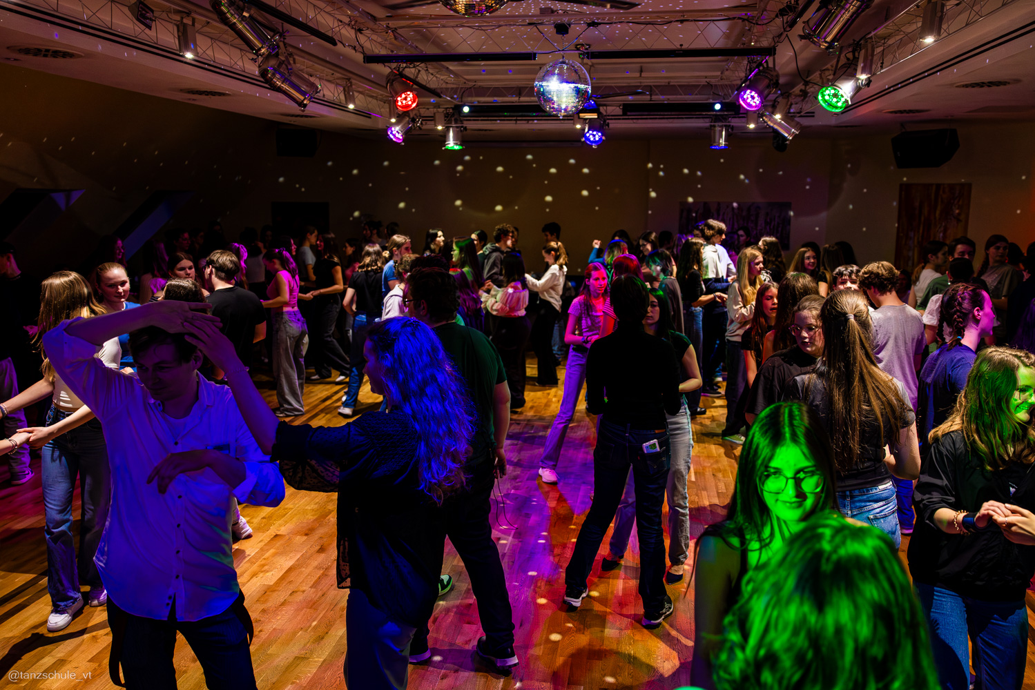 20240420 Huckepack Tanzparty 4247